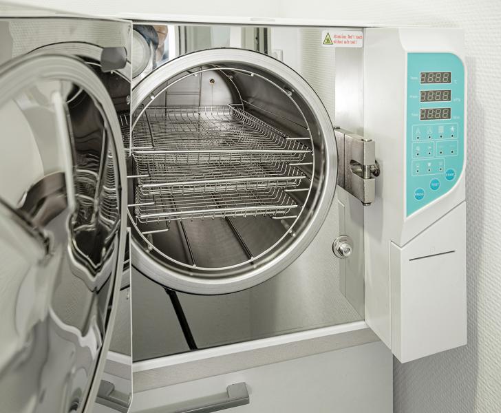 Why Are Tuttnauer Autoclaves Industry Leaders?
