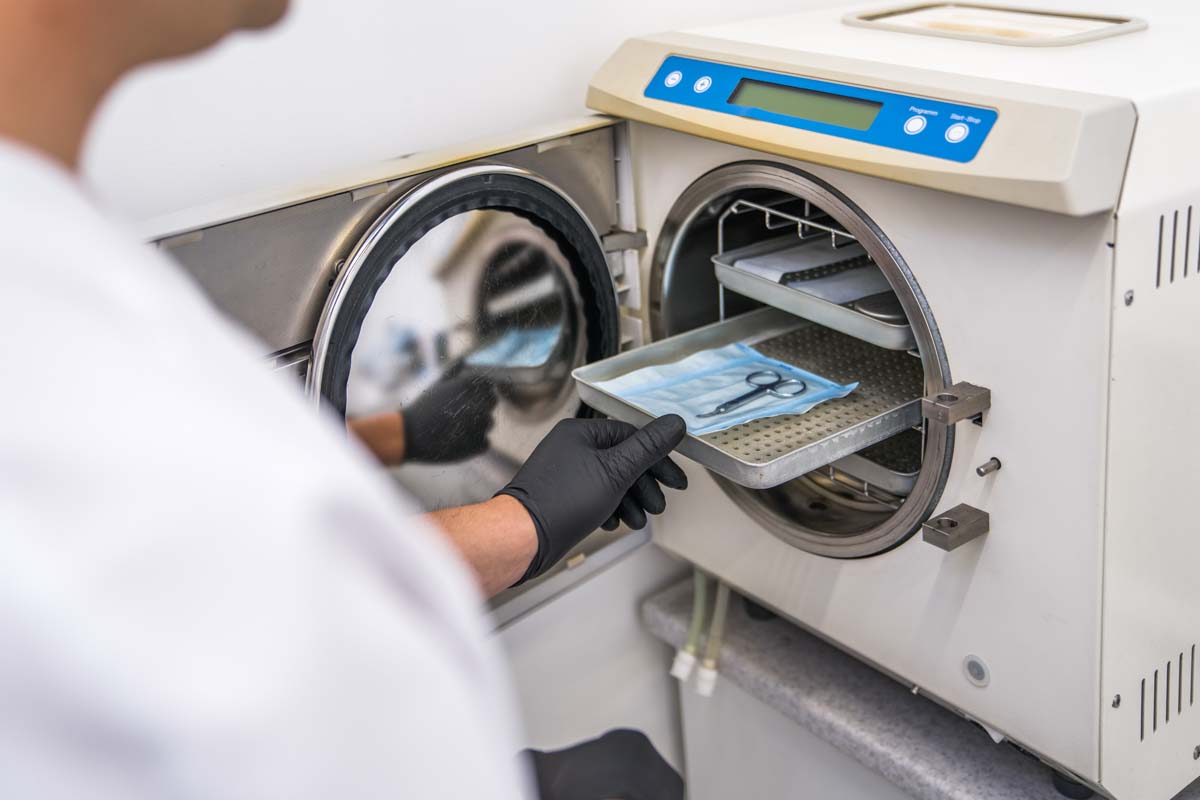 What To Know Before Buying a Used Or Refurbished Autoclave in Canada